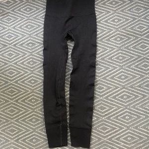 Lululemon seamless leggings size 2